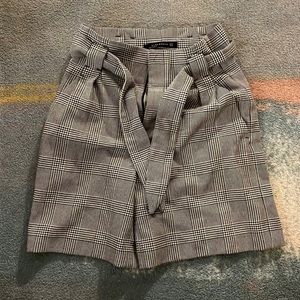 ZARA Houndstooth Self-Tie Belt Shorts